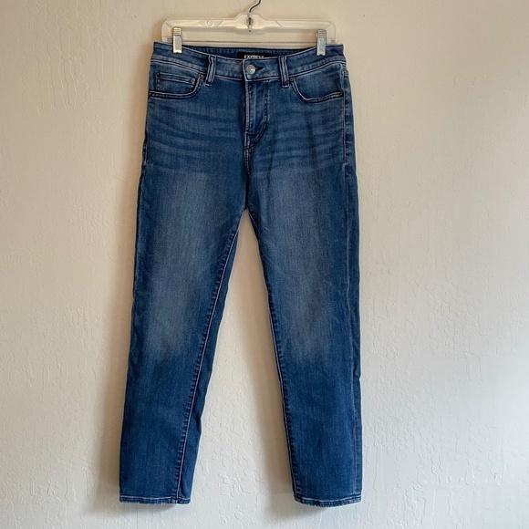 Express Athletic Slim Jean - Size 28 (RUNS BIG) - Picture 1 of 12